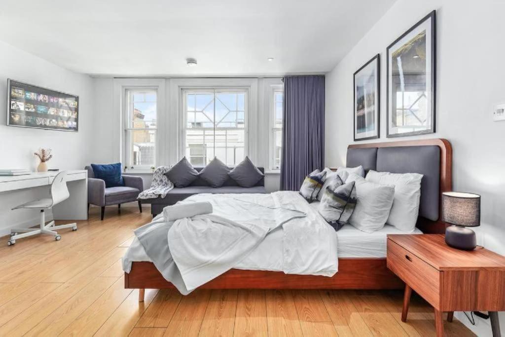 1 Bedroom Flat Piccadilly Sleep 7 In London Vr10 Londres Exterior foto