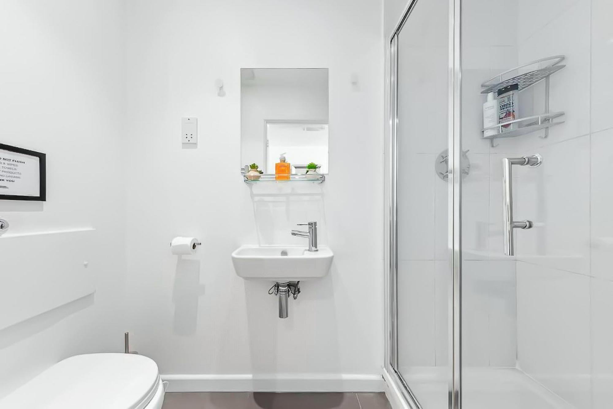1 Bedroom Flat Piccadilly Sleep 7 In London Vr10 Londres Exterior foto